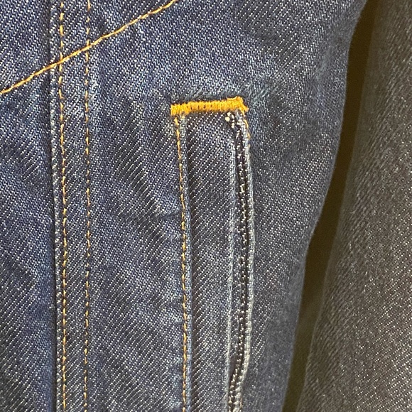 Levi’s Jean jacket denim XS, once loved - Picture 8 of 9